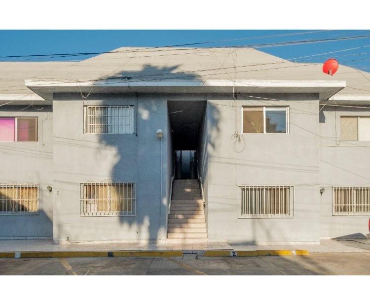 Ferienwohnung Pied-A-Terre Center Of Tijuana Exterior foto