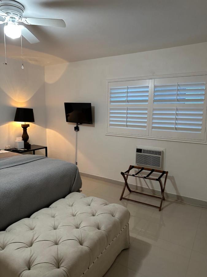 Ferienwohnung Pied-A-Terre Center Of Tijuana Exterior foto
