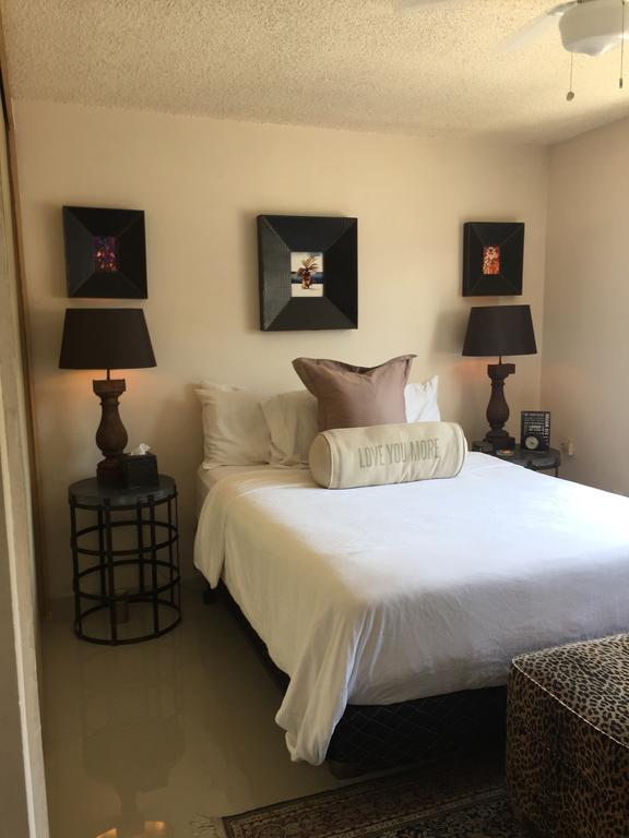 Ferienwohnung Pied-A-Terre Center Of Tijuana Exterior foto