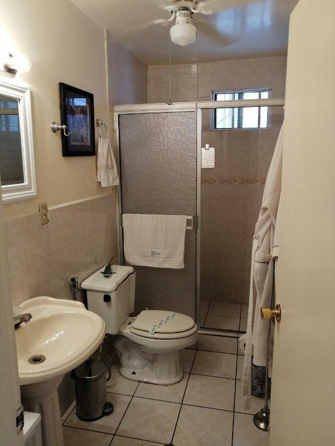 Ferienwohnung Pied-A-Terre Center Of Tijuana Exterior foto